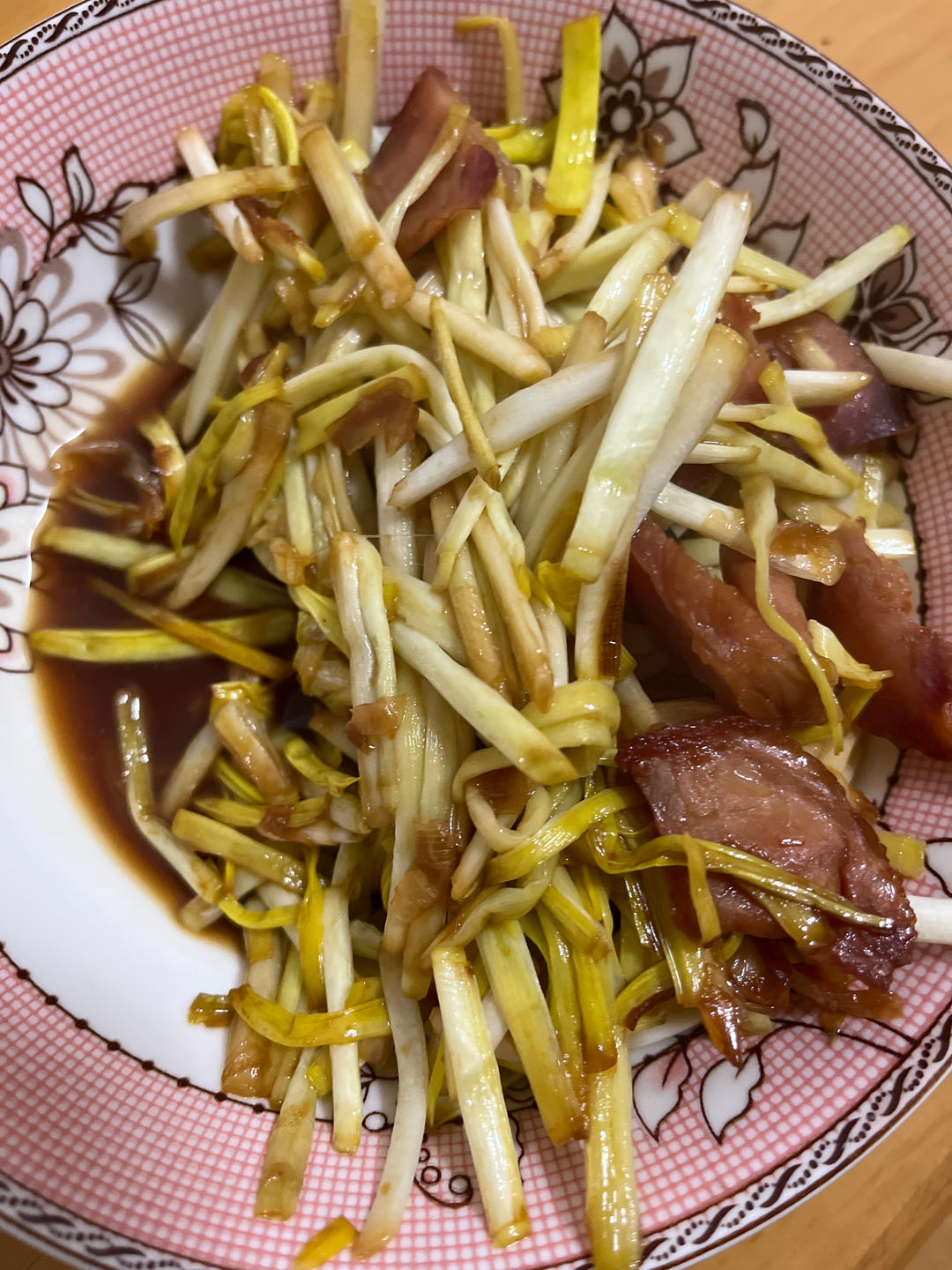蒜黄炒肉丝
