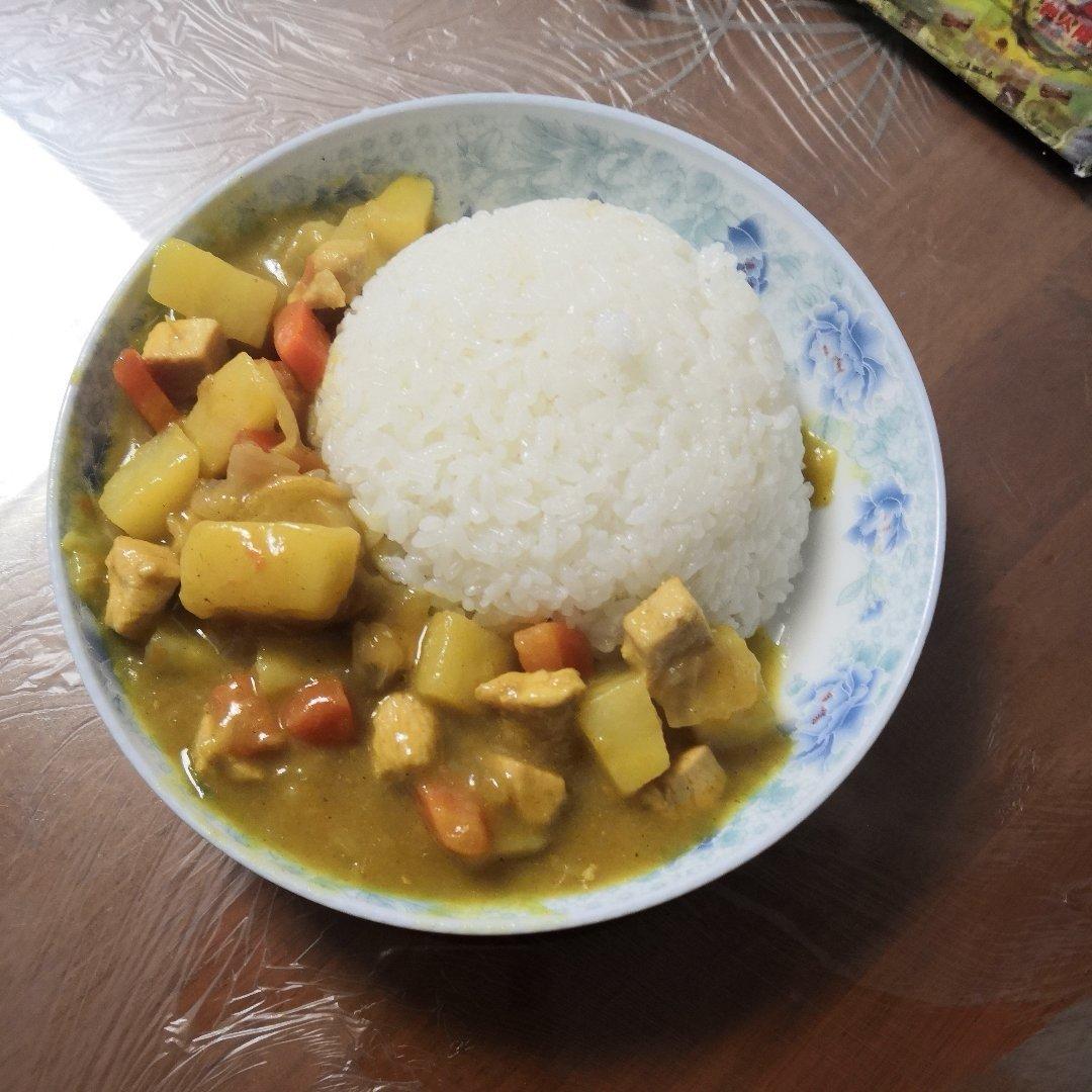咖喱鸡肉饭