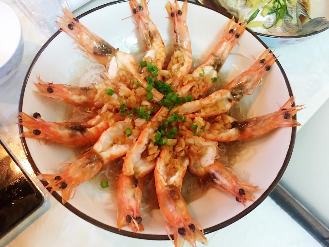 爆浆虾脑蒜蓉粉丝虾，含虾的处理方法
