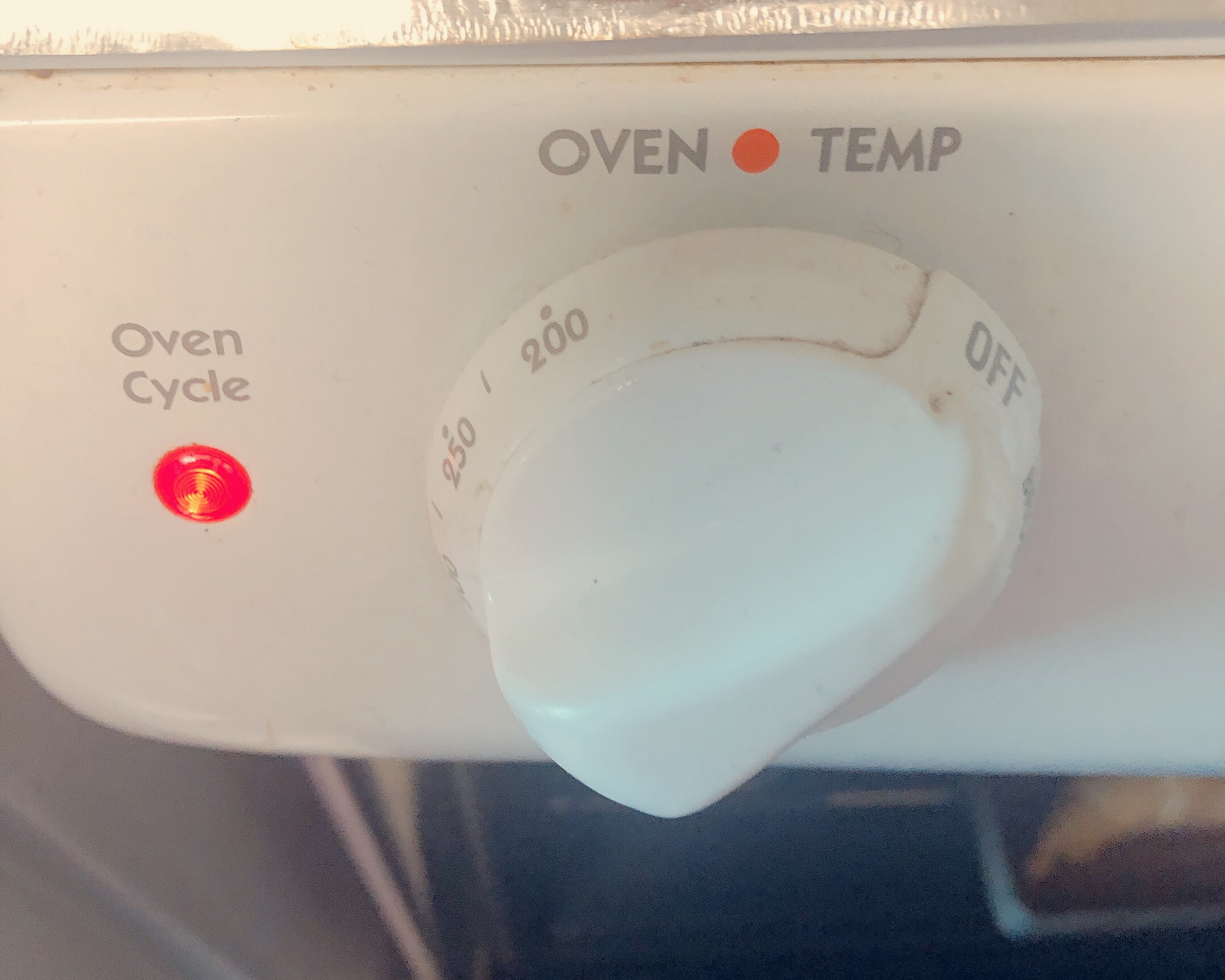 一个用没有发酵功能烤箱帮助发酵的方法（不用烧开水）的做法
