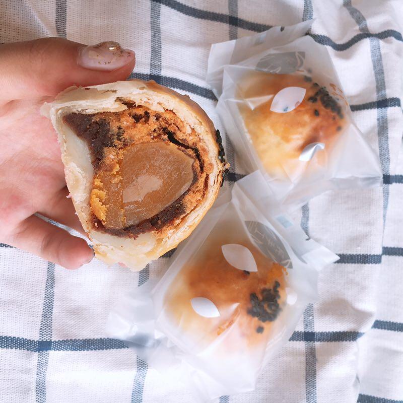 ㊙️网红麻薯肉松蛋黄酥🔥，好吃到爆‼️