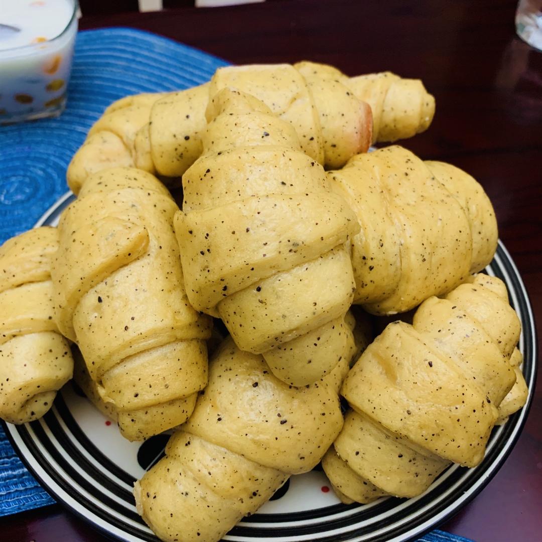 火龙果花卷