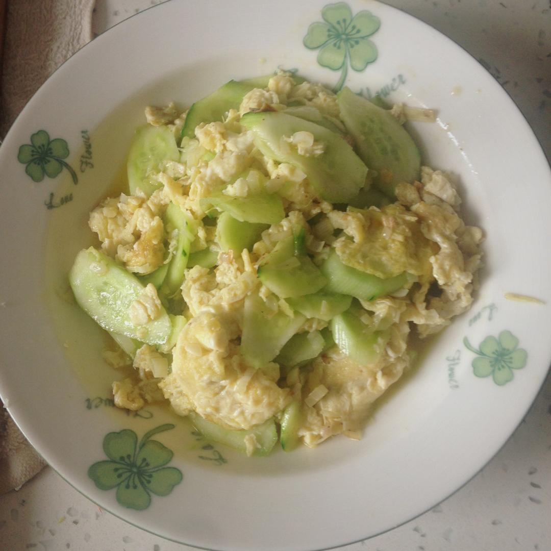 黄瓜炒蛋
