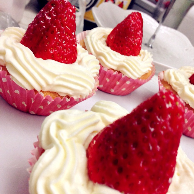 清新莓果奶油cupcake