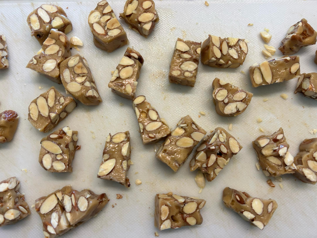 海盐杏仁太妃糖