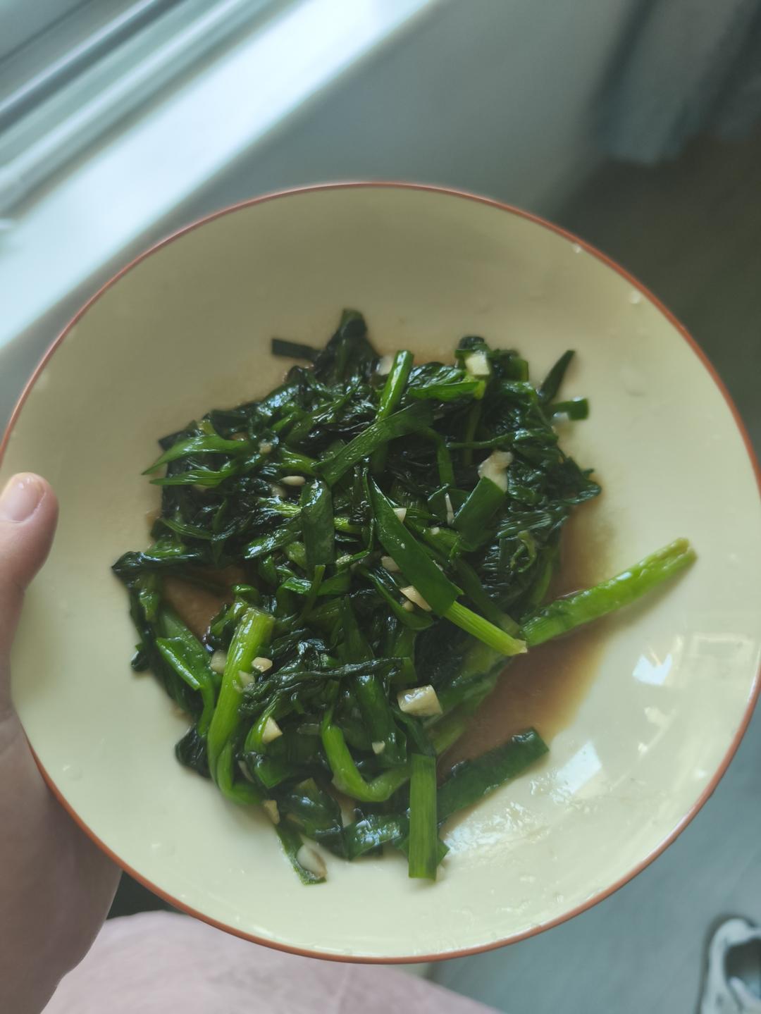 清炒韭菜
