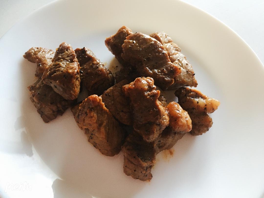 超级好吃的香煎牛肉粒🍽️