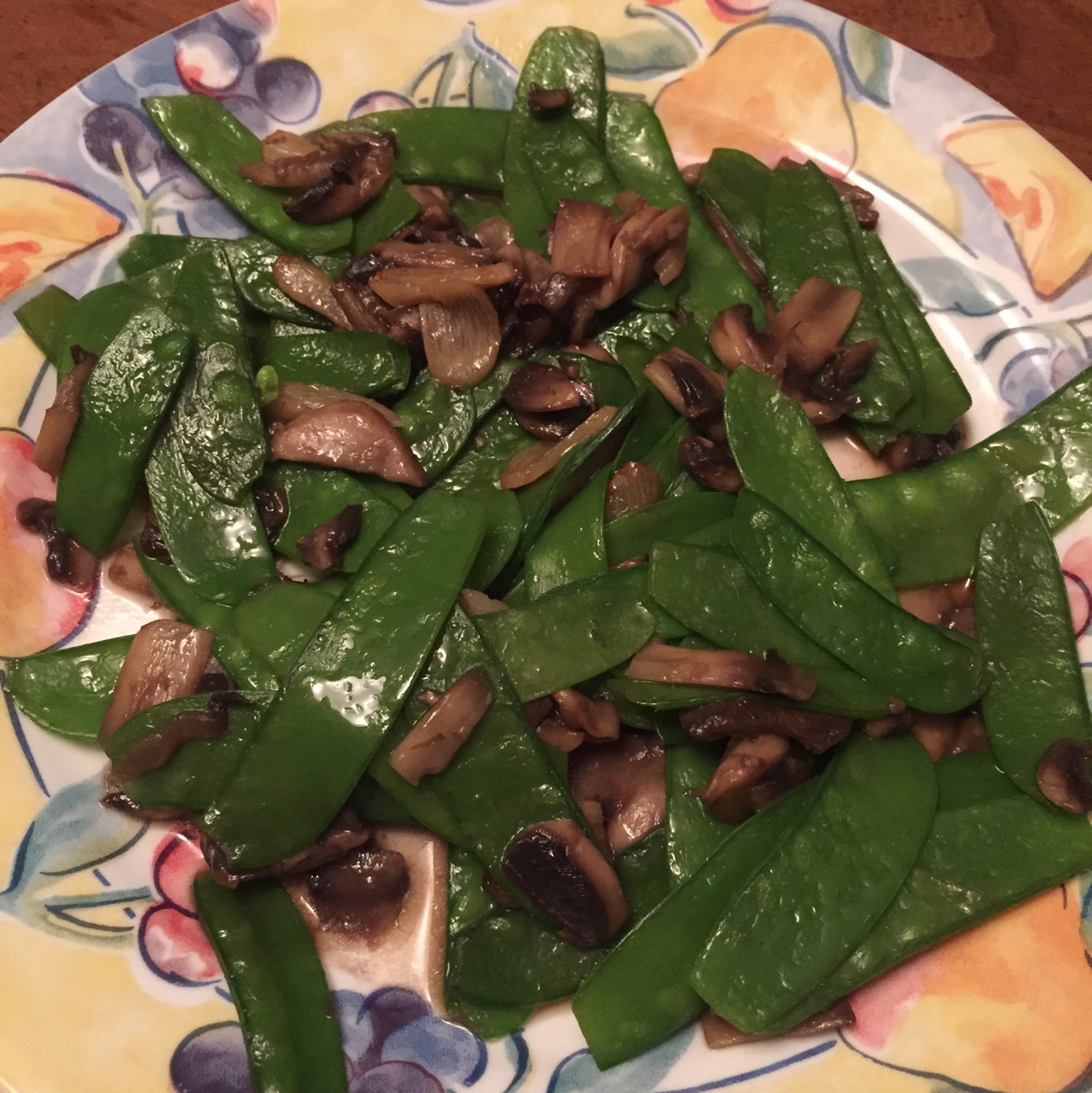 荷兰豆炒香菇