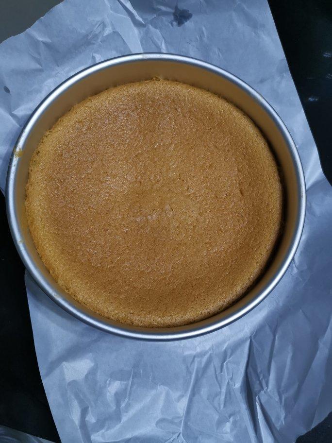 烤箱做蛋糕（戚风蛋糕的做法）