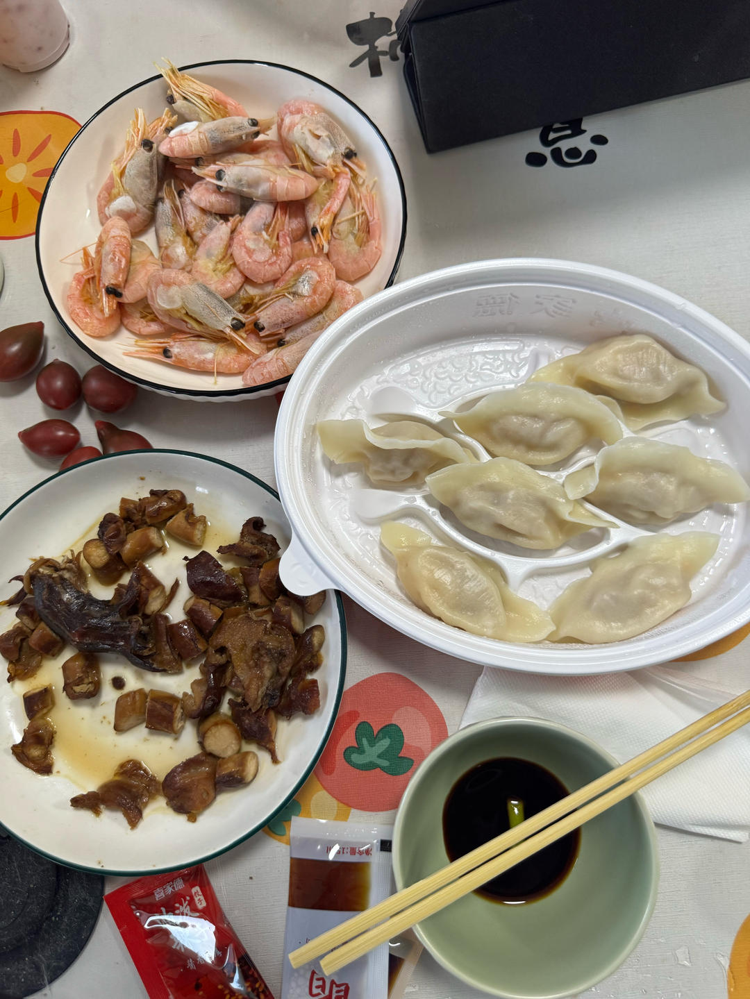 养猪场今日份的猪饲料