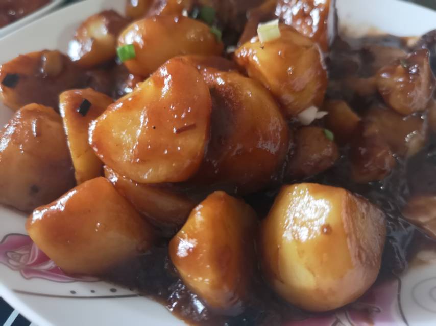 🔥巨下饭，软糯入味！比肉还好吃的红烧土豆