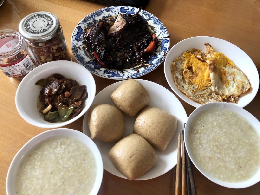 厨房里的三餐四季
