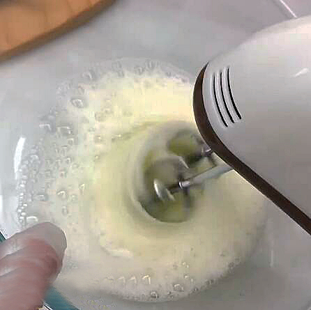 电饭煲蛋糕（分蛋海绵模式）的做法 步骤5