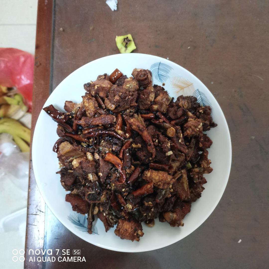 辣子鸡千万不要直接下锅炒，多加这1步，味道比饭店更好吃