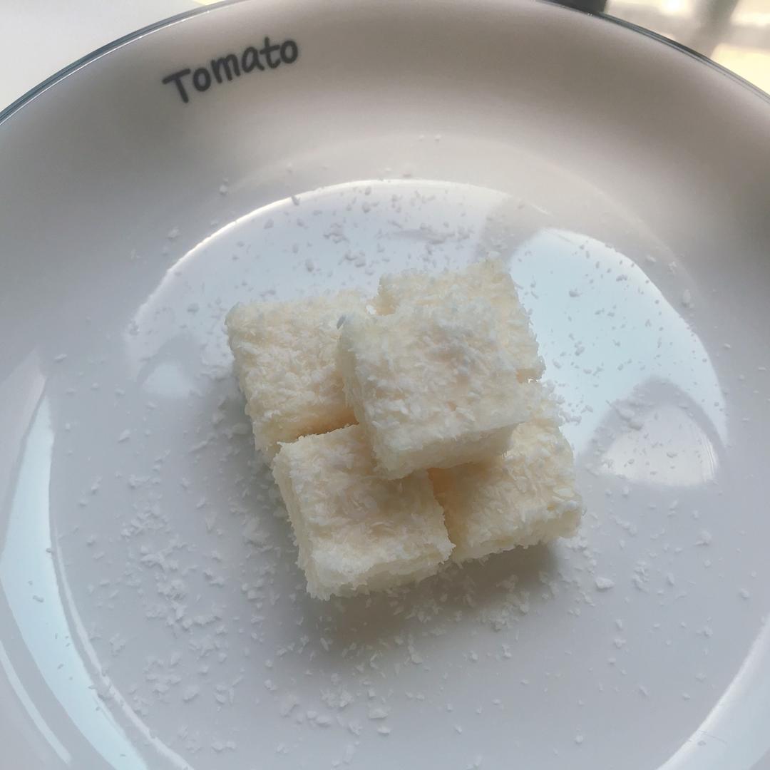 椰蓉牛奶小方