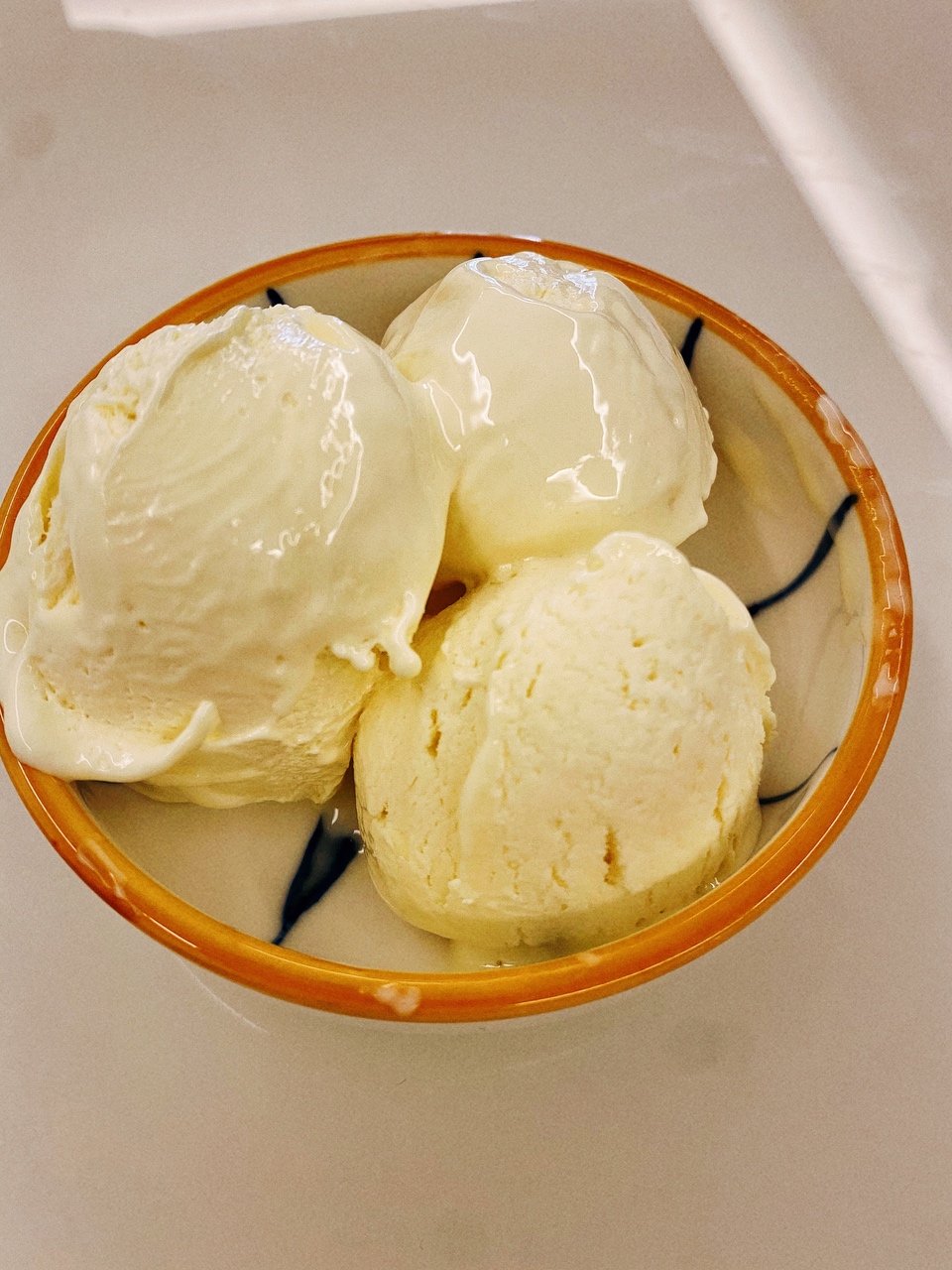 奶香冰淇淋｜简单家庭版“无奶油”牛奶🥛即可完成✅｜万能冰淇淋搭配制作