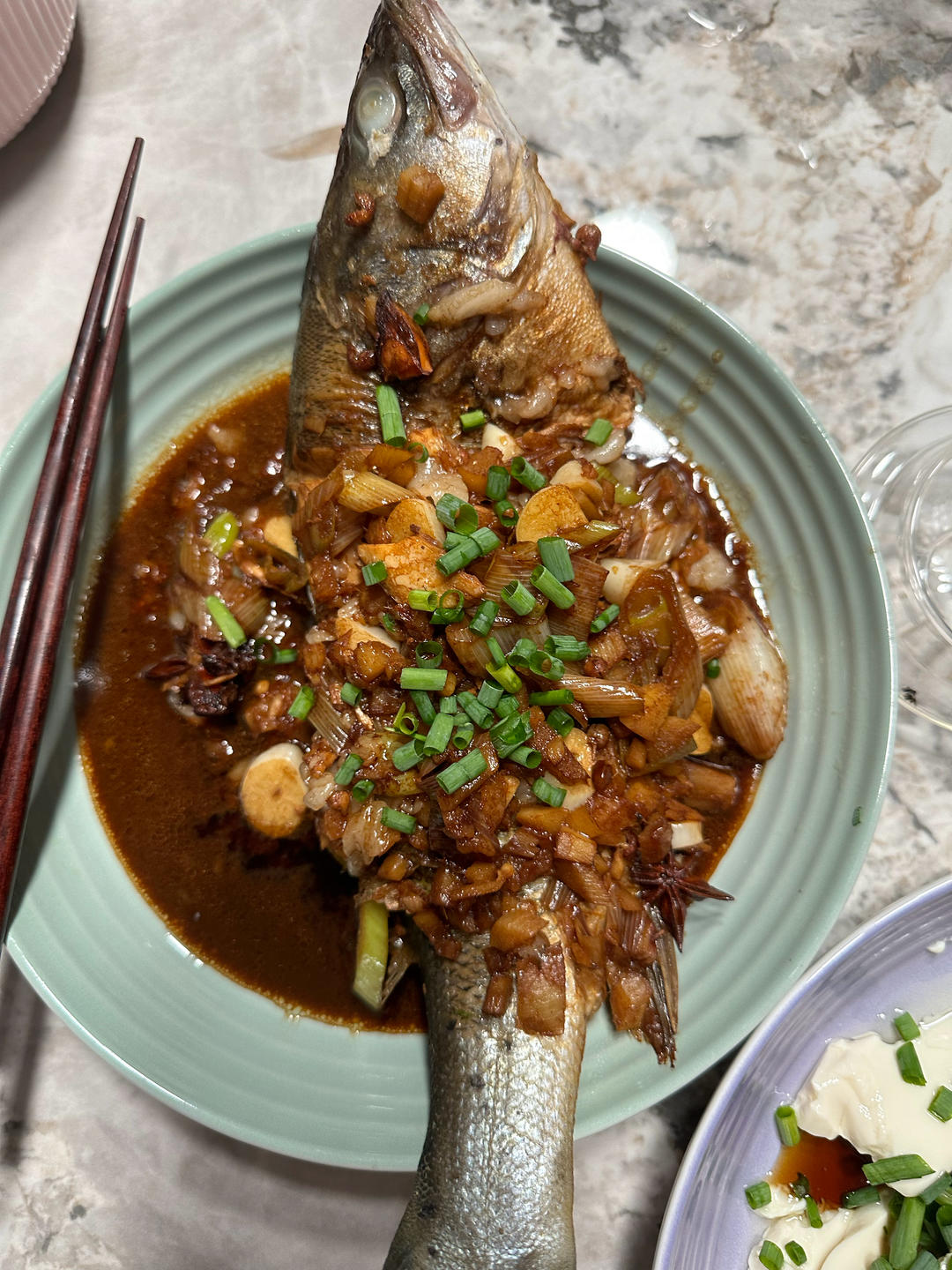 红烧鲈鱼