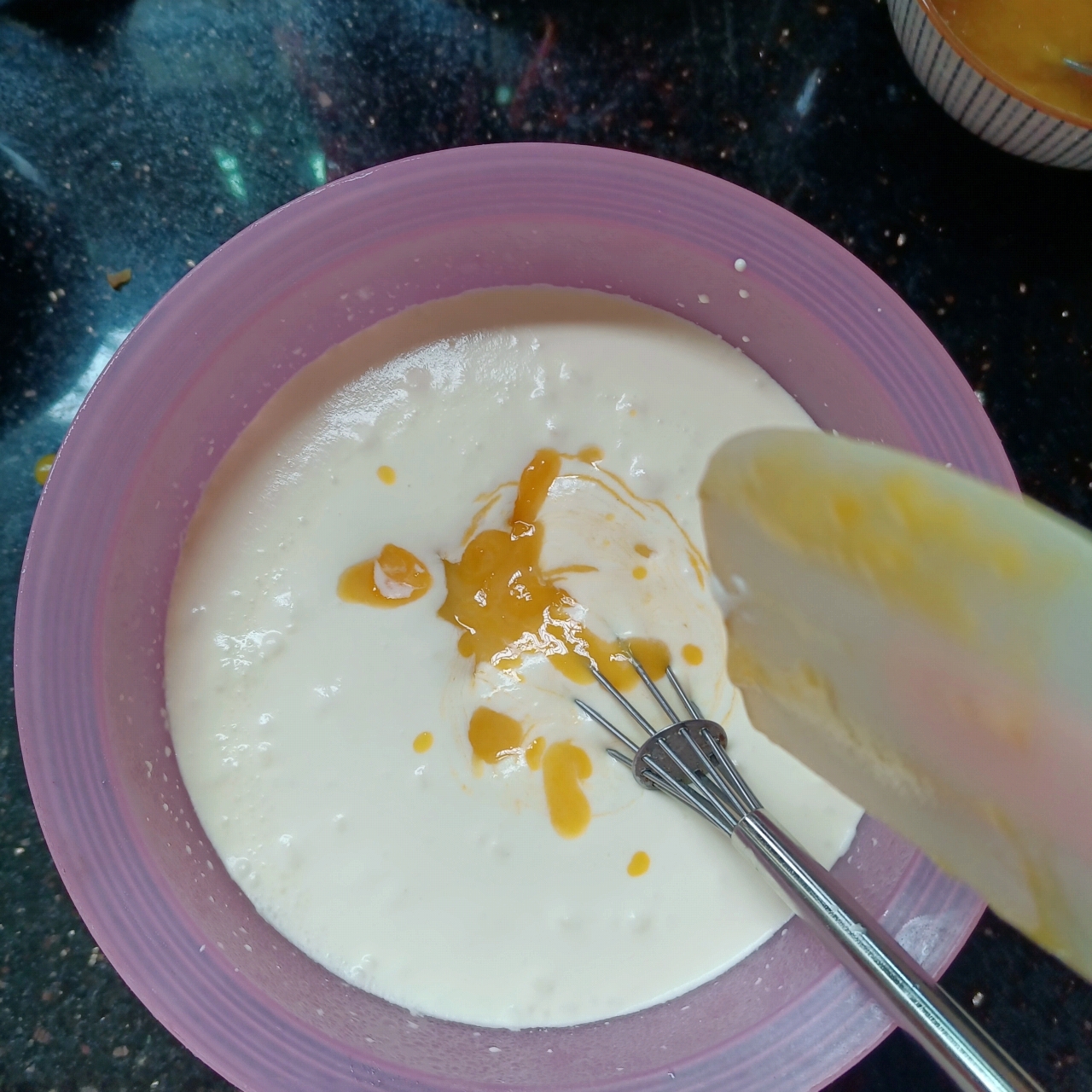奶粉、黄油自制淡奶油