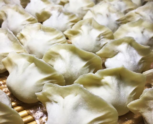 立冬羊肉饺子的做法