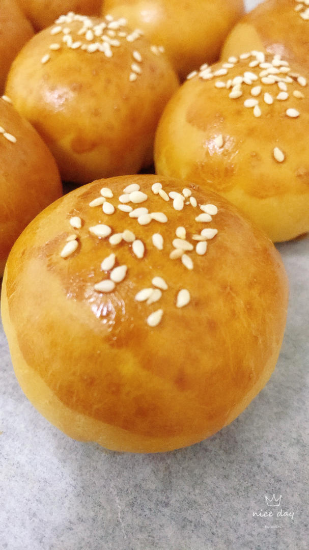 超级软～豆沙面包