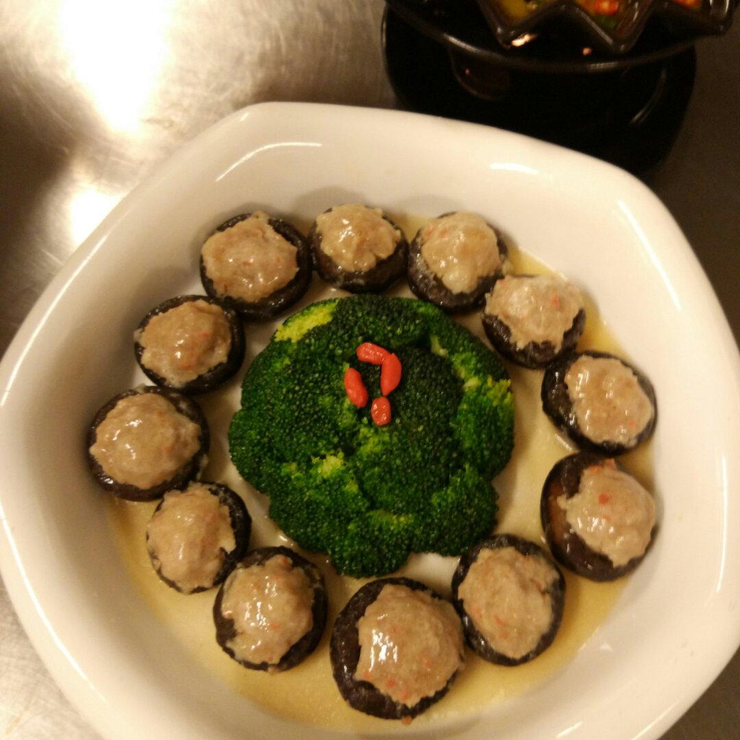 豆腐肉末酿香菇