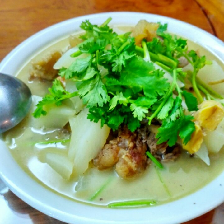 牛肉炖萝卜