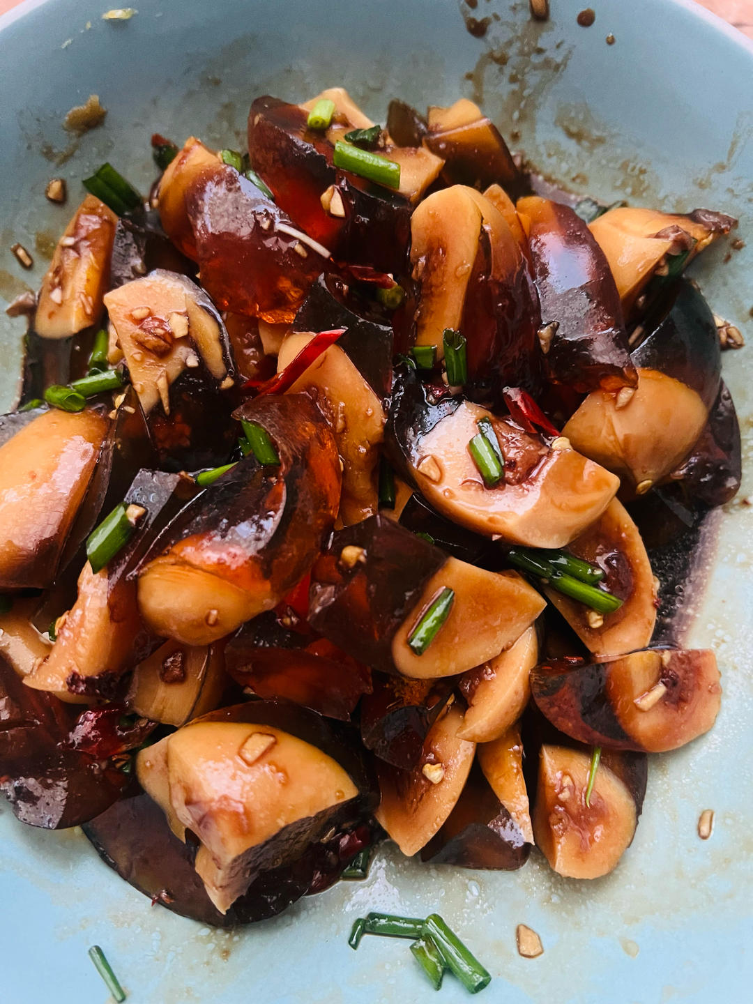 凉拌变蛋（皮蛋）