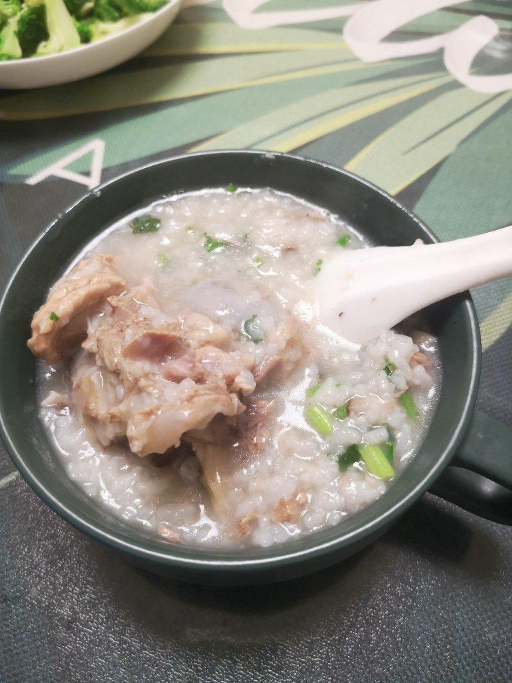筒骨粥