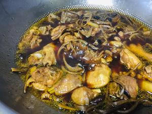 茶树菇川粉炖鸡肉的做法 步骤5