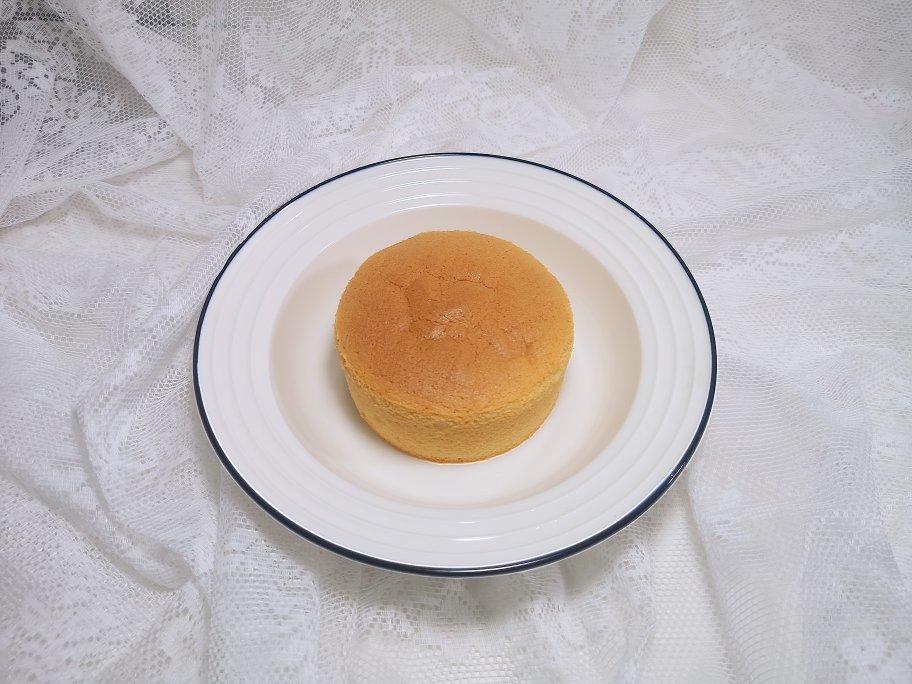 四寸抹面戚风蛋糕胚