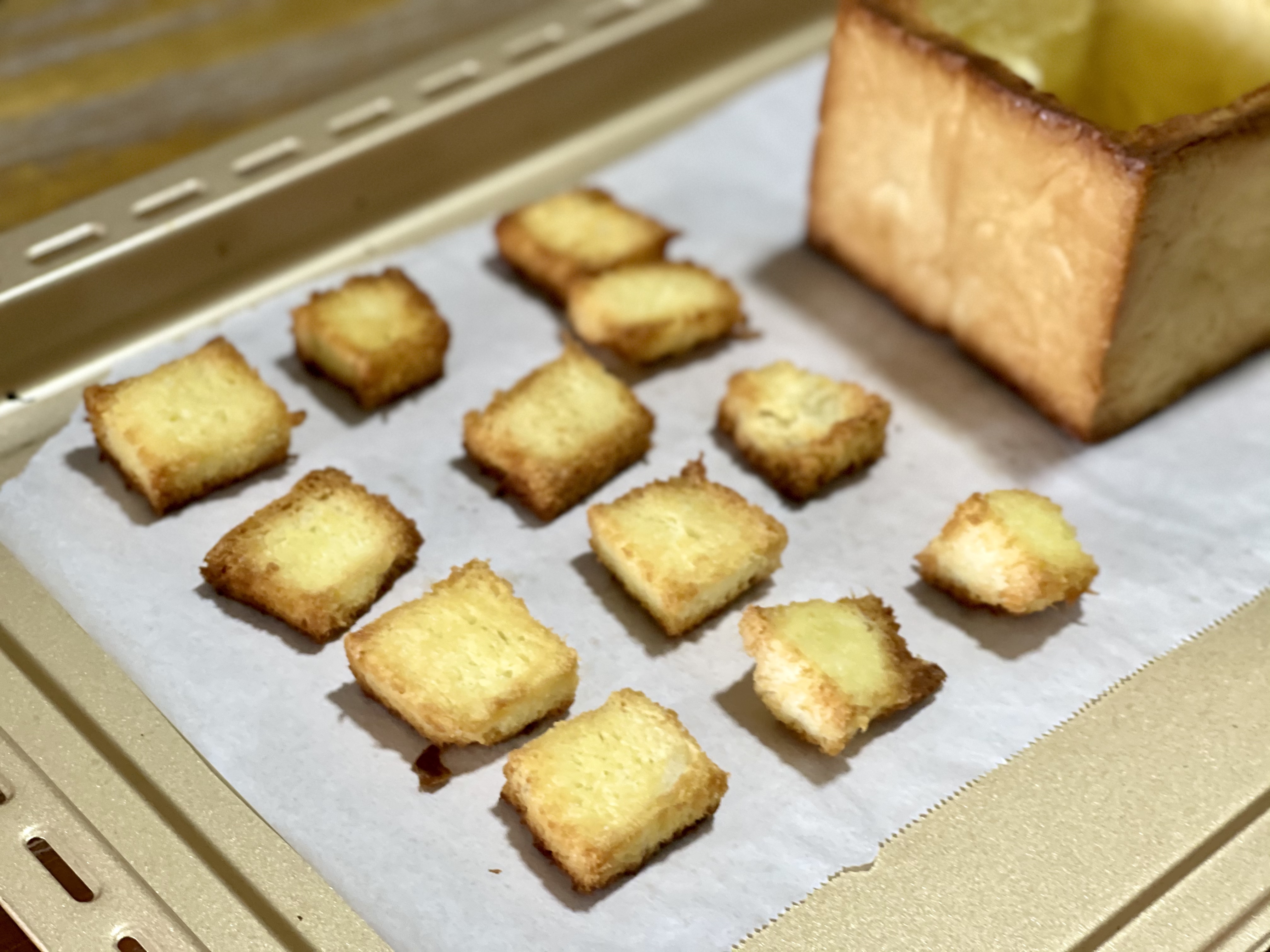 【樉樉的小厨房】复刻港式蜂蜜黄油厚多士 冰激凌吐司盒子的做法 步骤12