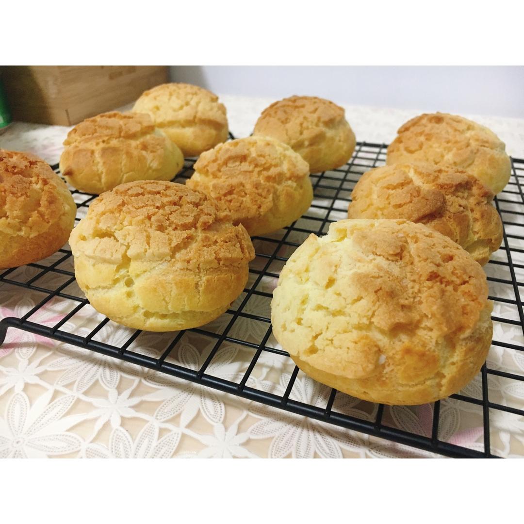 酥皮奶油泡芙--#皮黑森林#