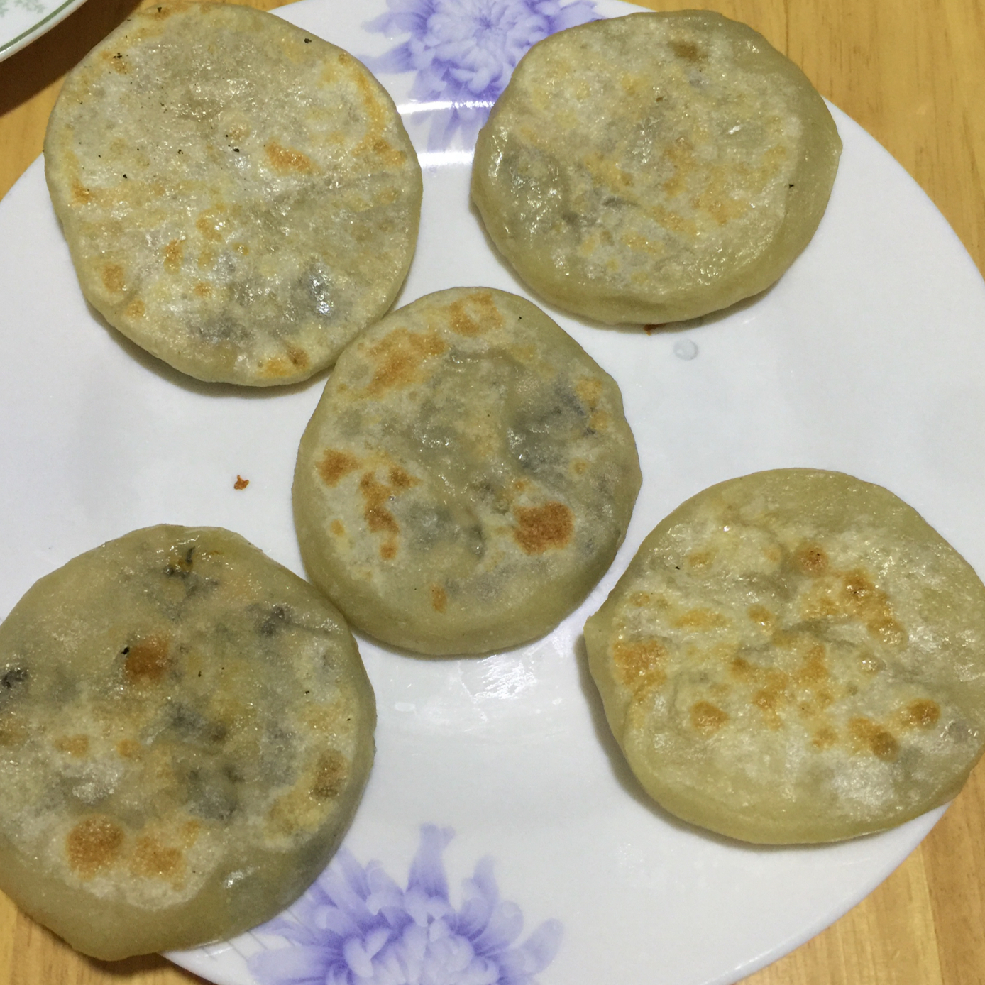 韭菜鸡蛋馅饼