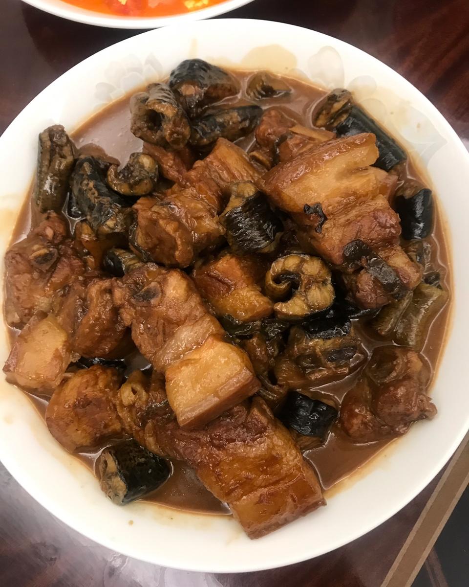 黄鳝烧红烧肉