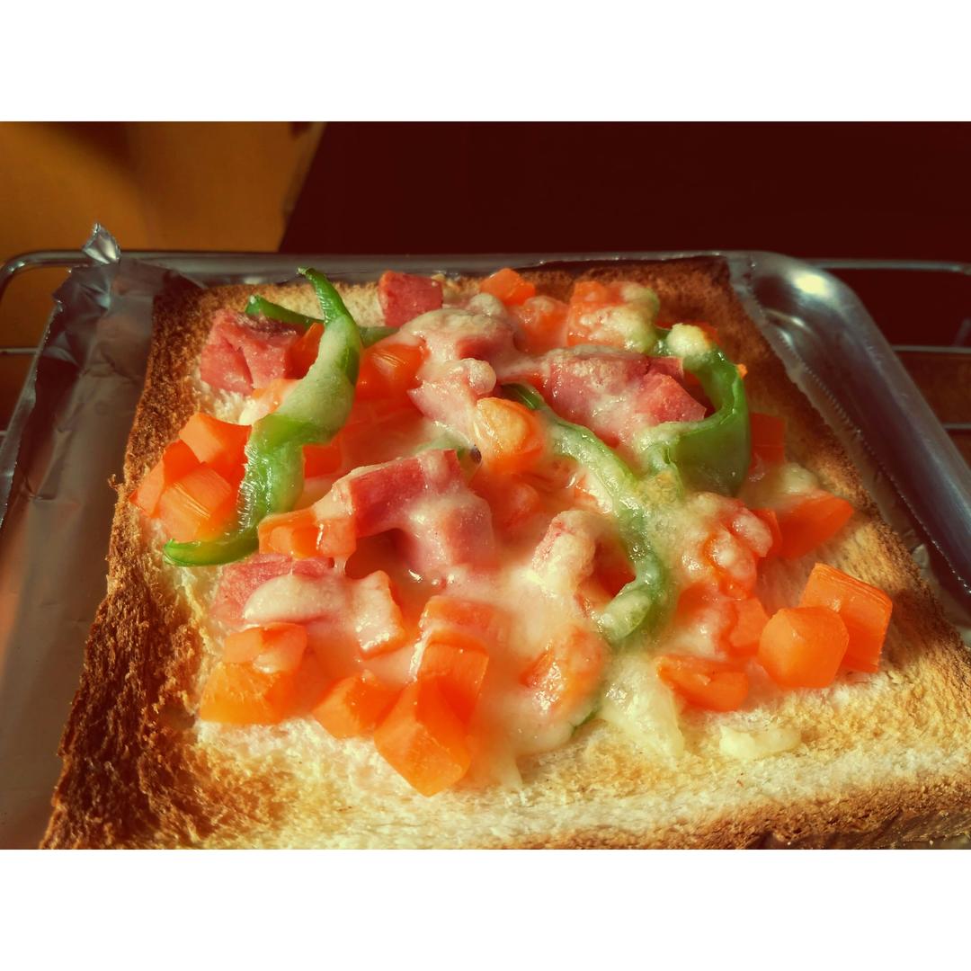 吐司培根小批萨