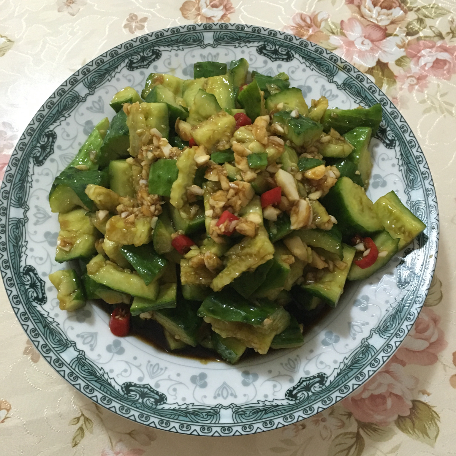 国民凉菜——拍黄瓜