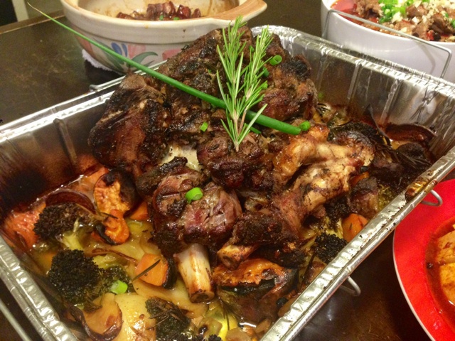 孜然蒜香烤羊腿