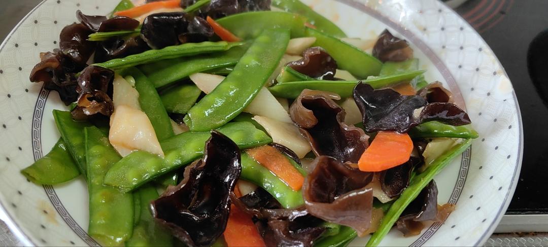 荷兰豆炒山药