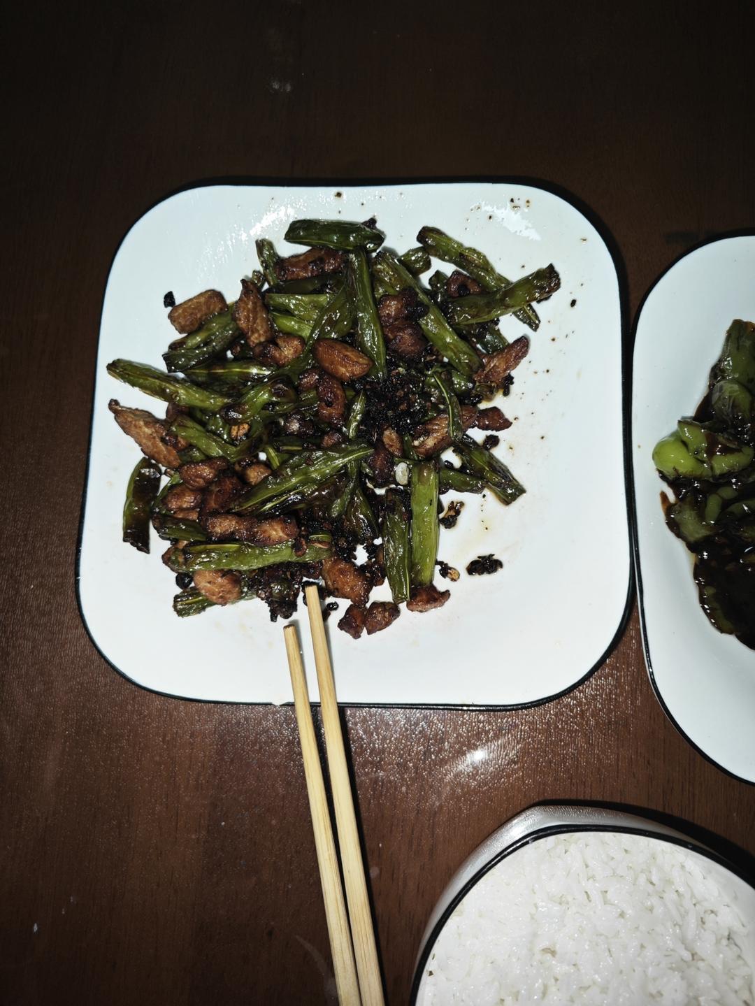 一上桌就瞬间光盘的干煸四季豆