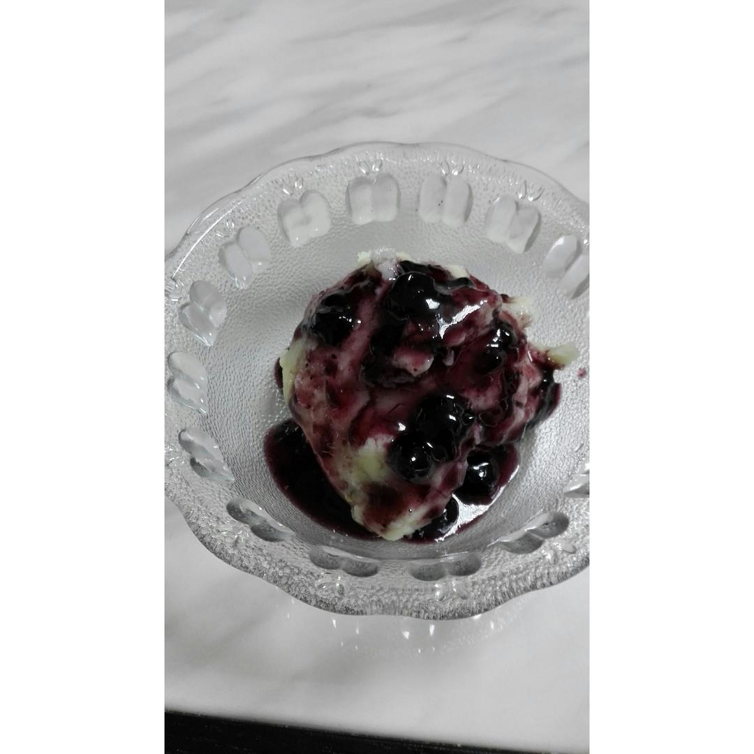 蓝莓山药泥