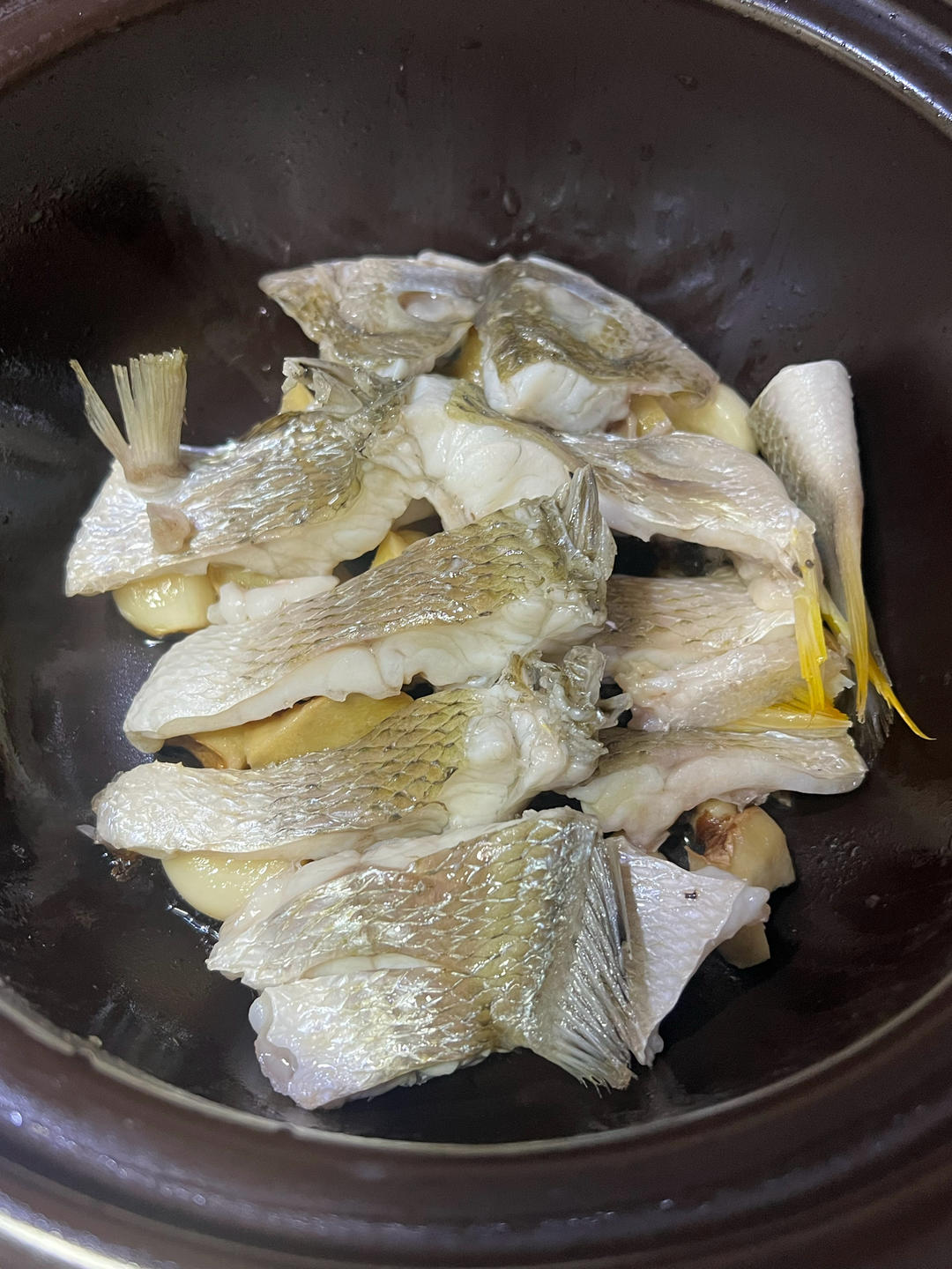 盐焗黄脚立