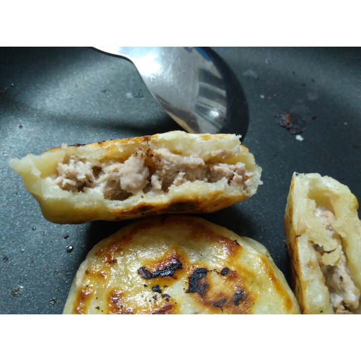 牛肉馅饼(附超详尽步骤图,从牛肉馅料调拌,到和面,更有海量馅饼包法图)