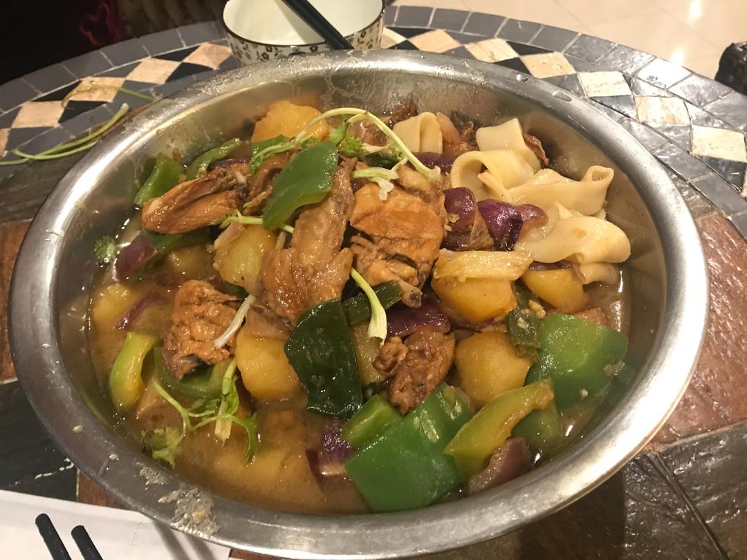 新疆沙湾大盘鸡