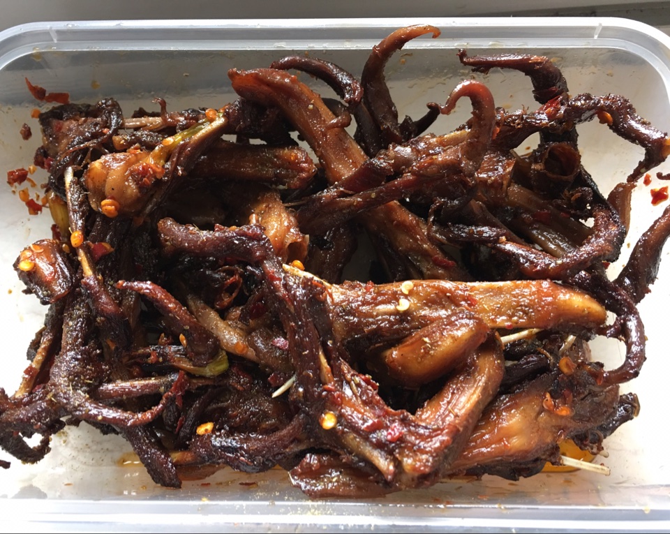 超级好吃麻辣酱鸭舌