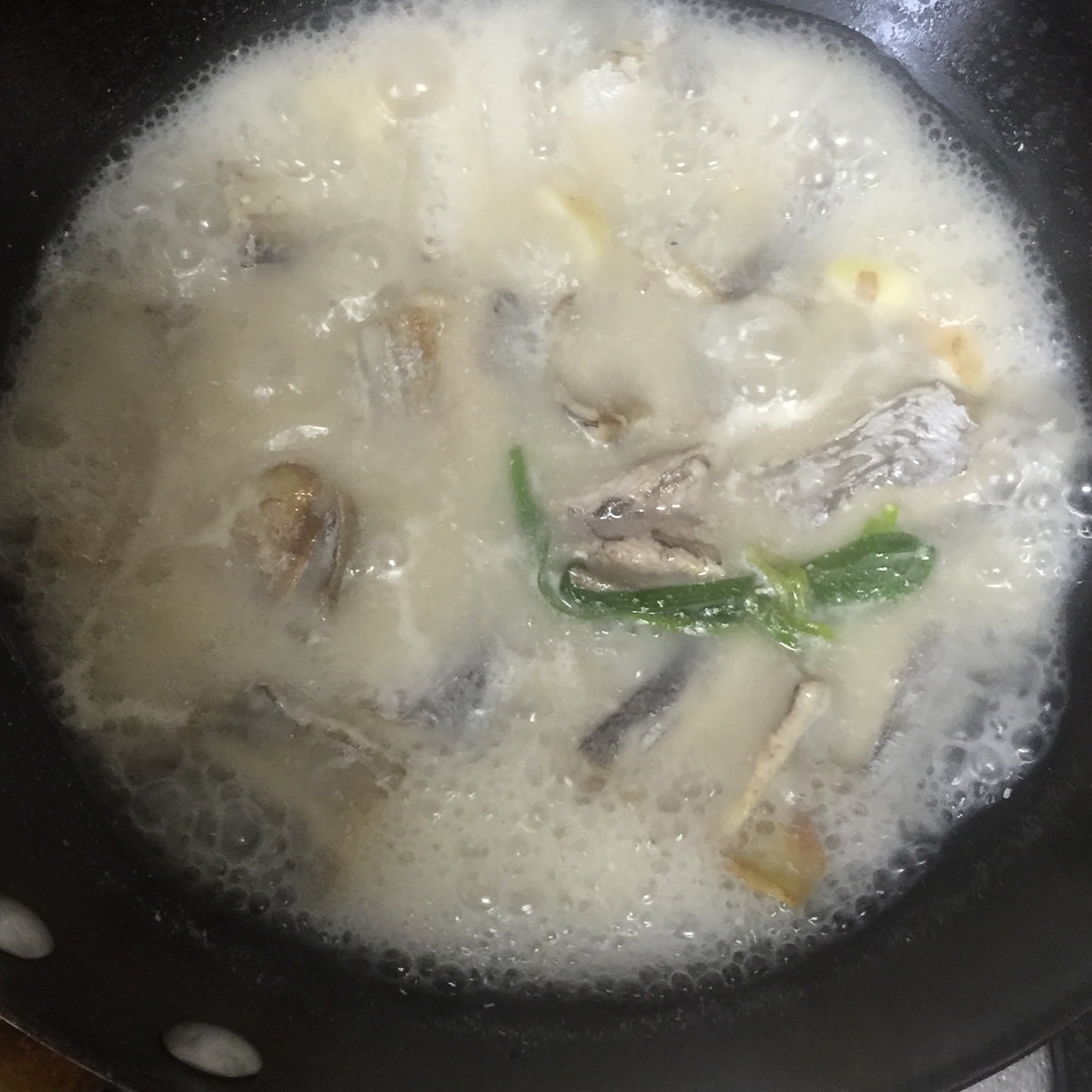白煮带鱼（少油低脂）的做法
