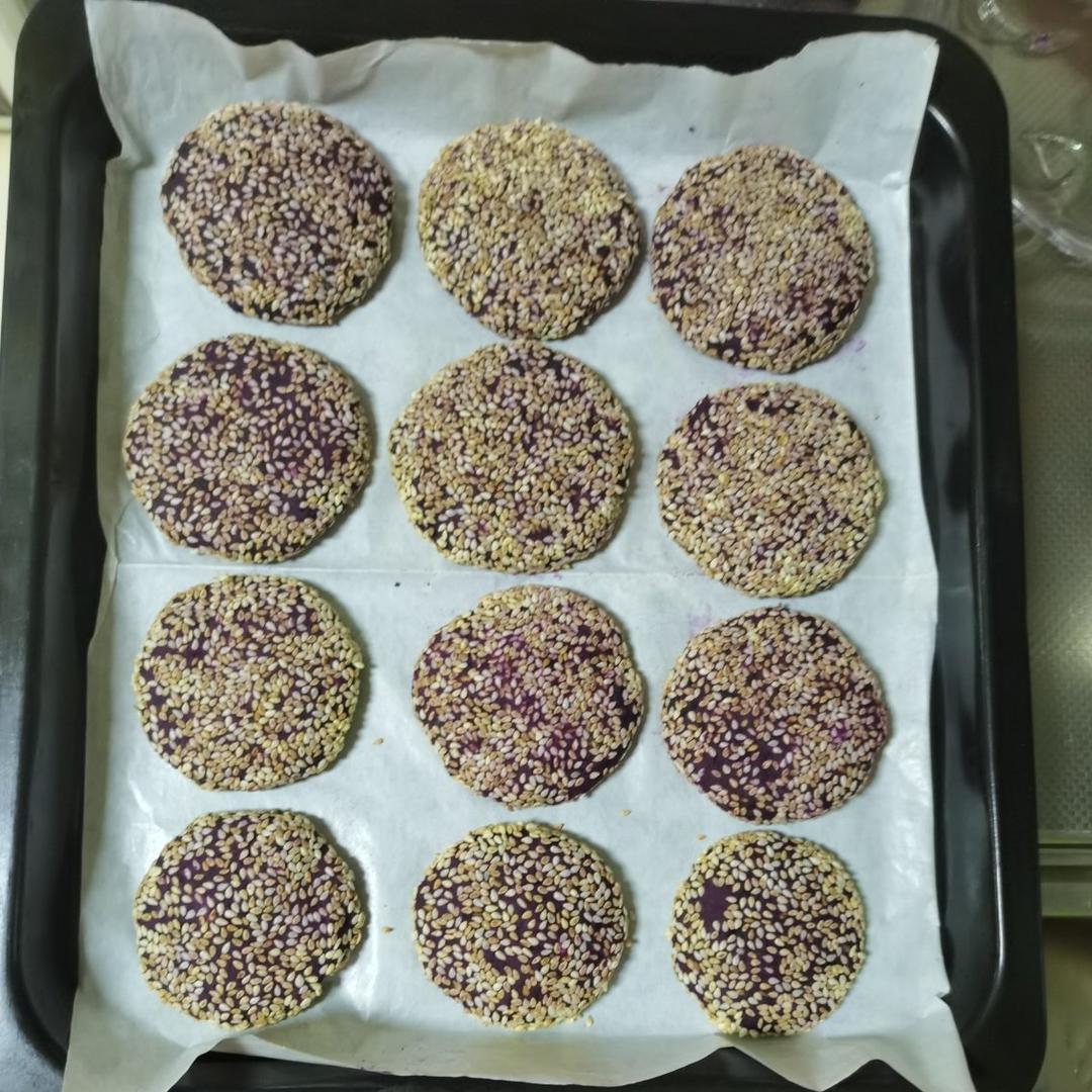 紫薯芝麻饼