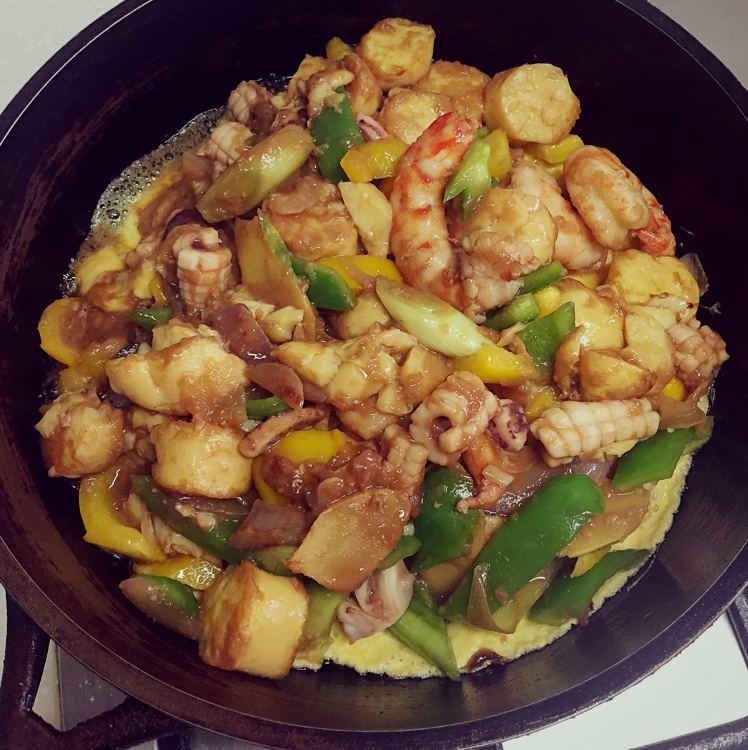 铁板海鲜日本豆腐 Seafood with Japanese Dofu