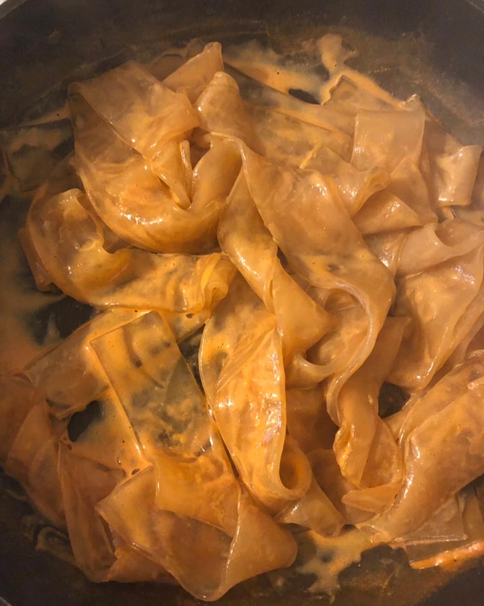 牛奶火锅炖粉宽粉