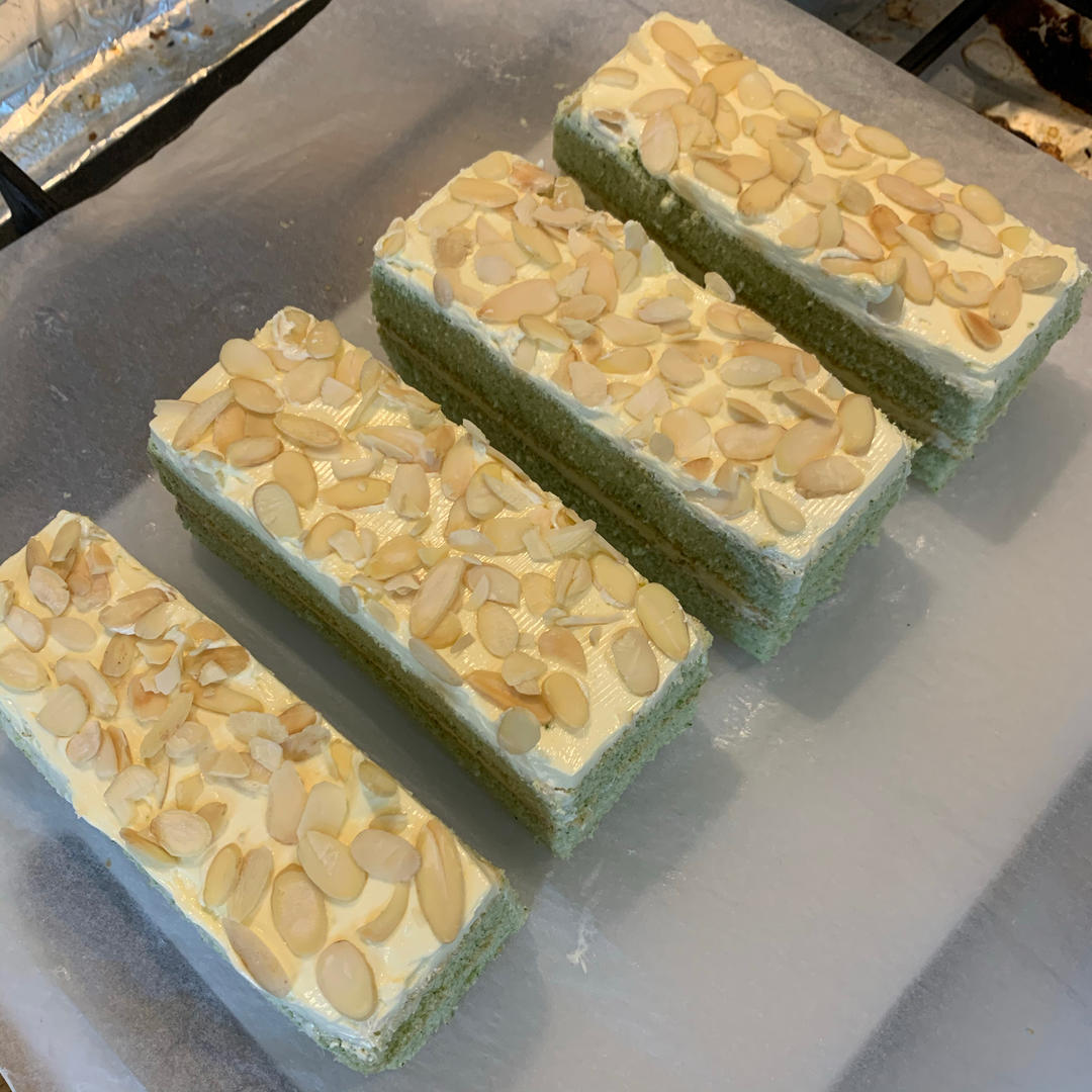 老式咸奶油蛋糕