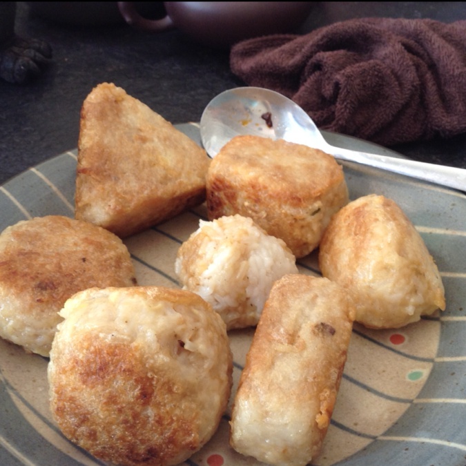 蛋煎饭团